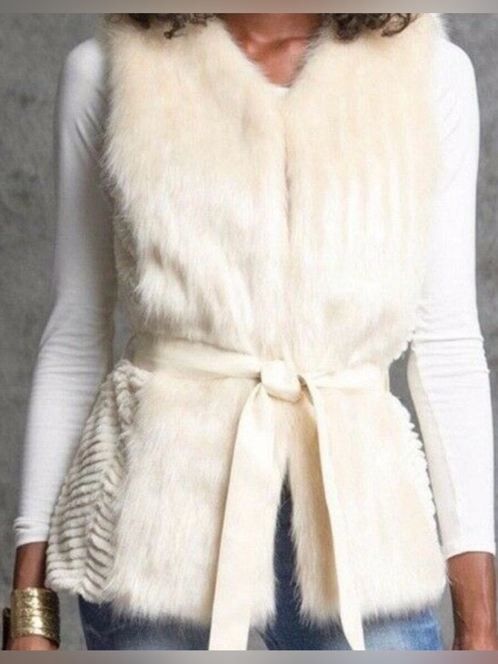 C’isa Women’s Cream Faux Fur Sleeveless Belted Vest EUC!!
